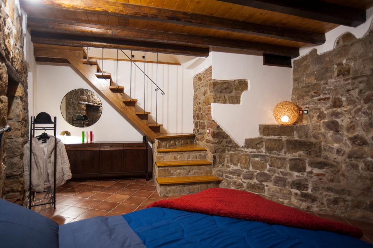 Mirose'S Holiday Home Кастельбуоно Екстер'єр фото